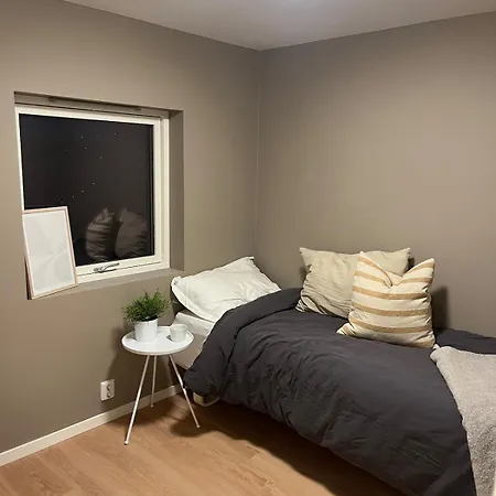 Right By Karmsund * Karmoy